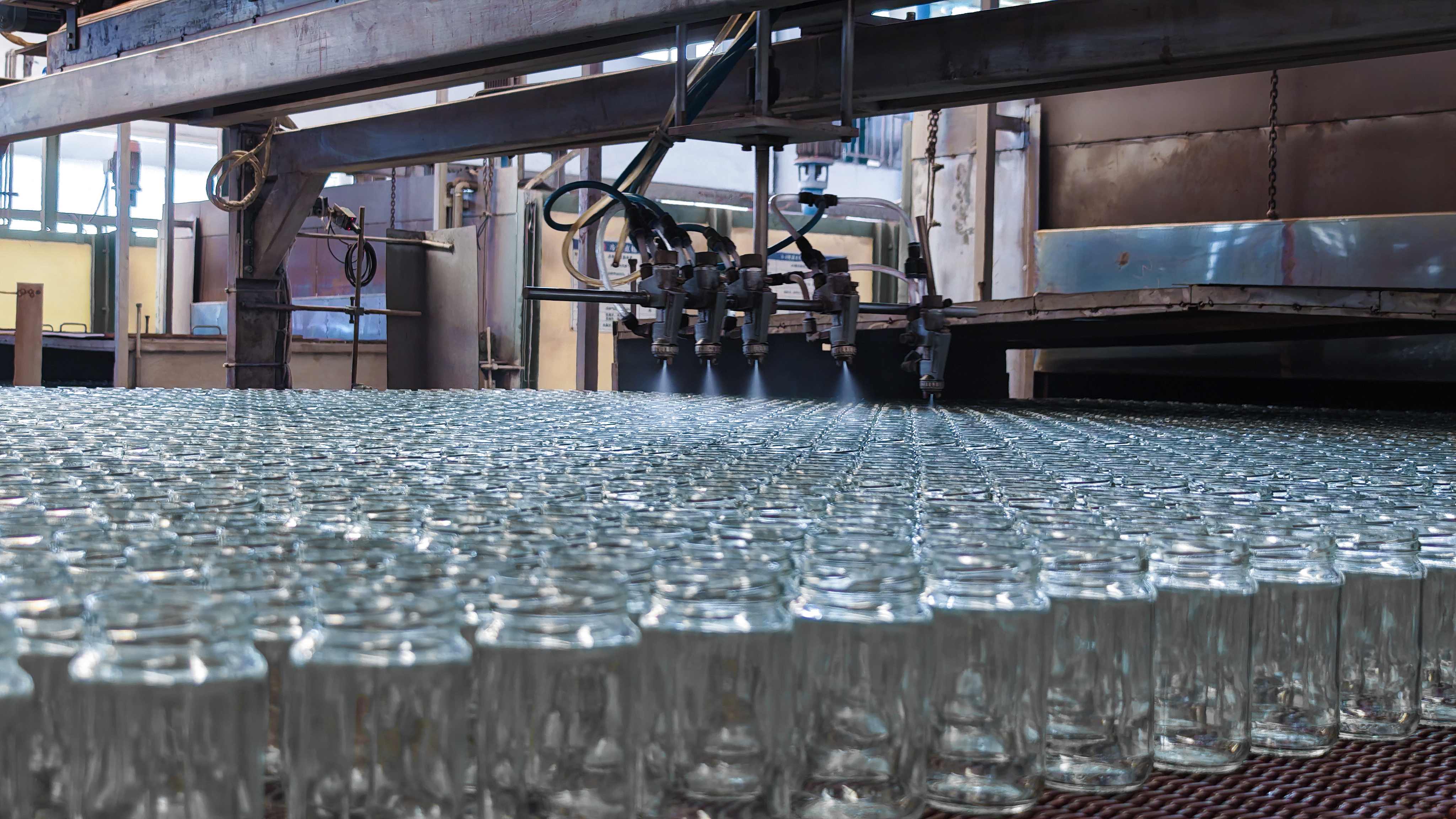 Photo inspiration: Visual Reference: What Causes Glass Jars And Bottles To Break During High