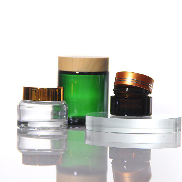 ODM Colored Cosmetics Glass Cream Jars With Golden Acacia Lid