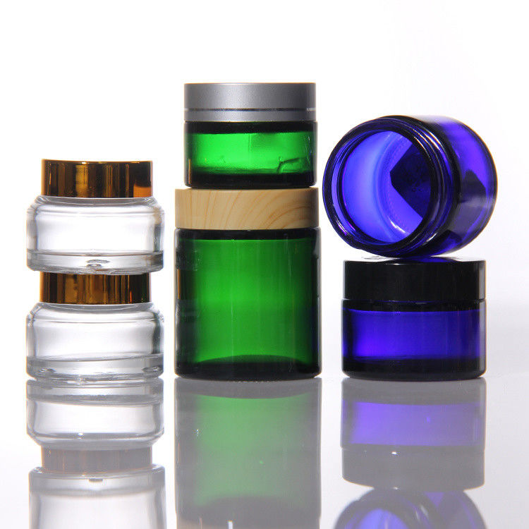 ODM Colored Cosmetics Glass Cream Jars With Golden Acacia Lid