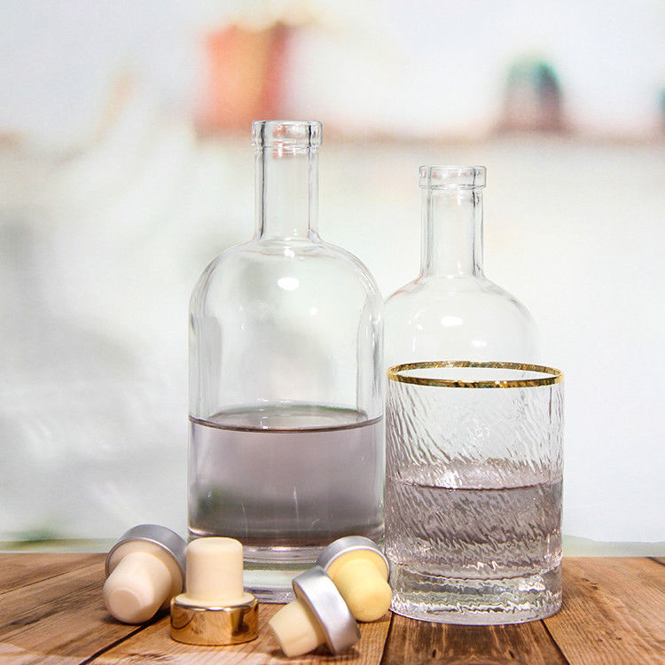 In Stock 750ml Transparent Whiskey Spirit Glass Liquor Bottle With Cork